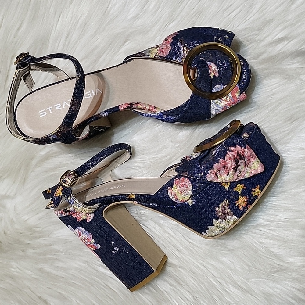 Strategia Platform Shoes